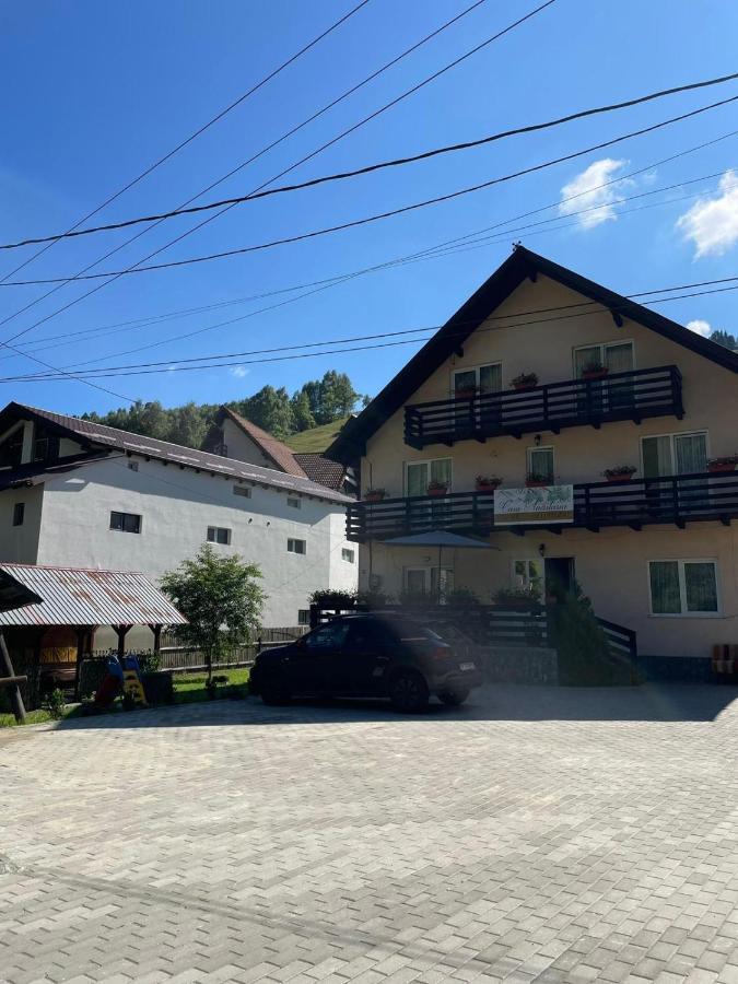 Casa Anastasia - Moieciu De Sus Моечиу-де-Сус Экстерьер фото