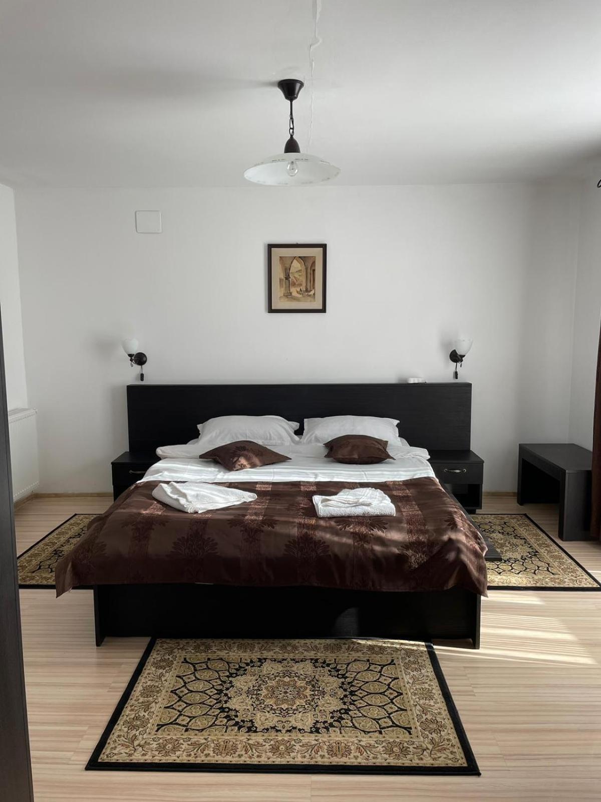Casa Anastasia - Moieciu De Sus Моечиу-де-Сус Экстерьер фото